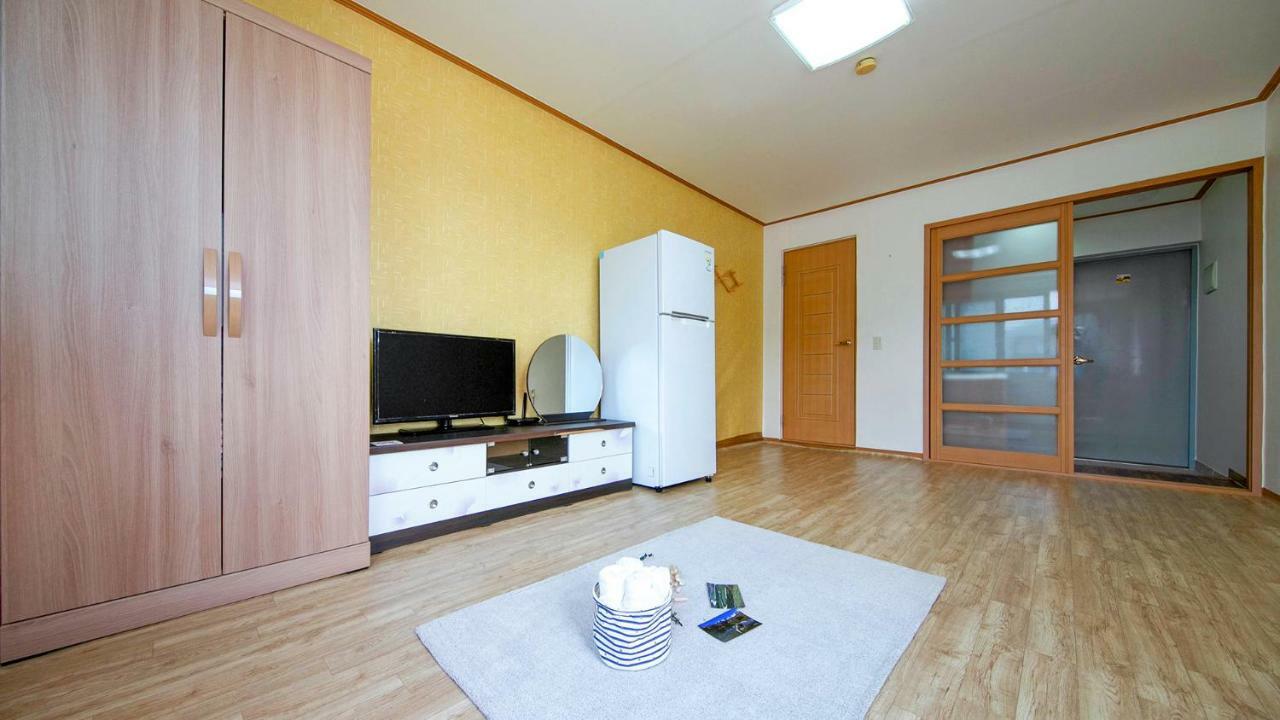 Samcheok Sol Beach Pension Exterior foto