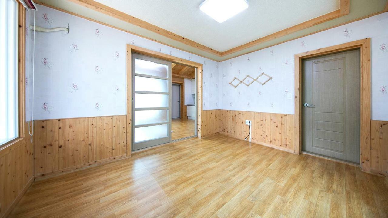 Samcheok Sol Beach Pension Exterior foto