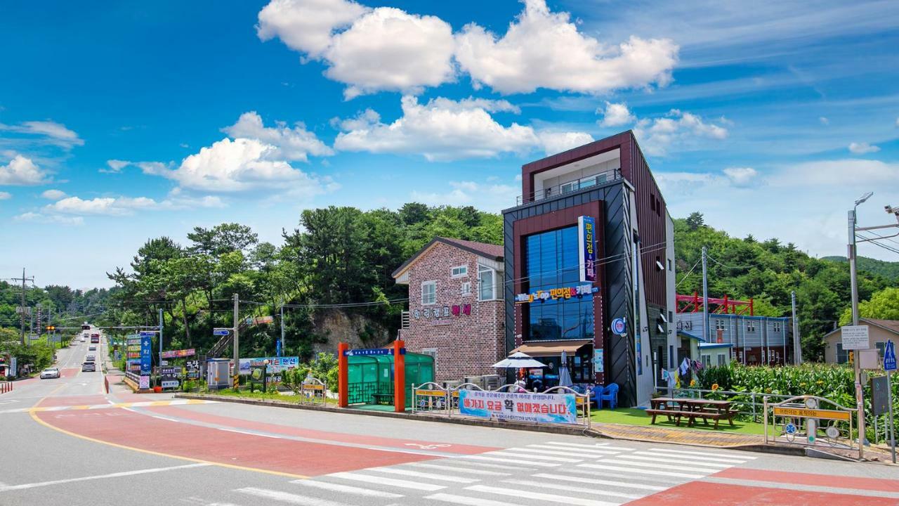 Samcheok Sol Beach Pension Exterior foto